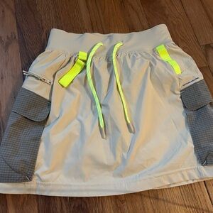 New Lululemon shirt perfect condition